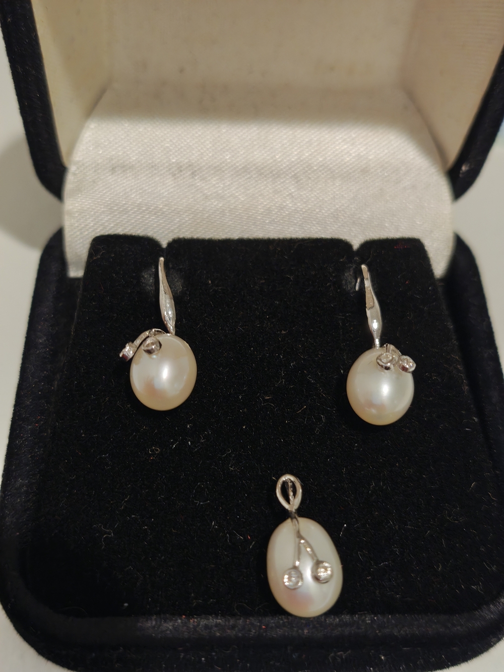 Pearl Drop Earrings with Silver Accents - White